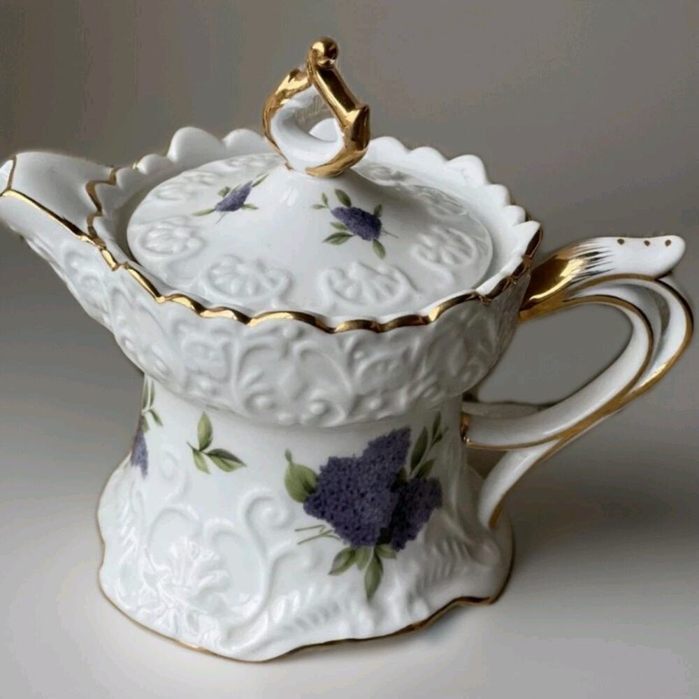 Vintage Natucket Purple Lilac with Gold Tea Pot.